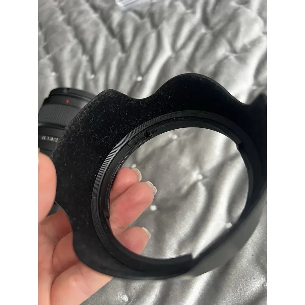 Sony SEL24F14GM Fe 1.4/24mm Camera Lens for Sony E-Mount | Mint Condition